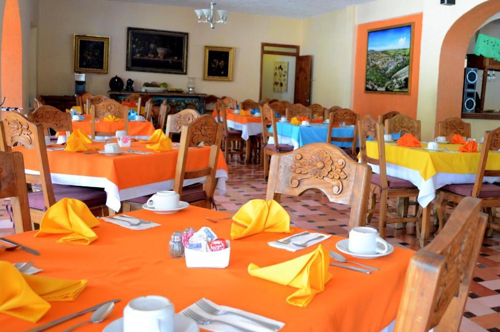 De La Aldea Hotel
