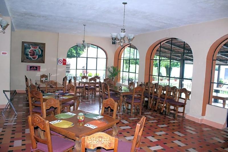 Hotel De La Aldea 4*